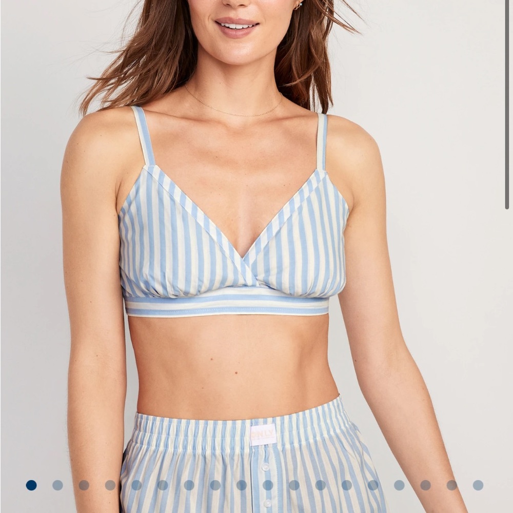 🎉 BOGO free 🎉 Matching Printed Smocked Bralette Top